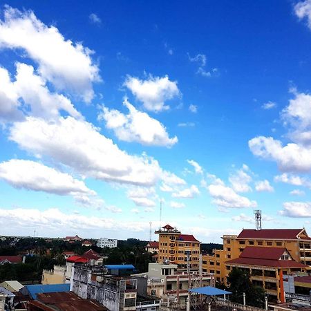 First Hotel Battambang Exterior photo