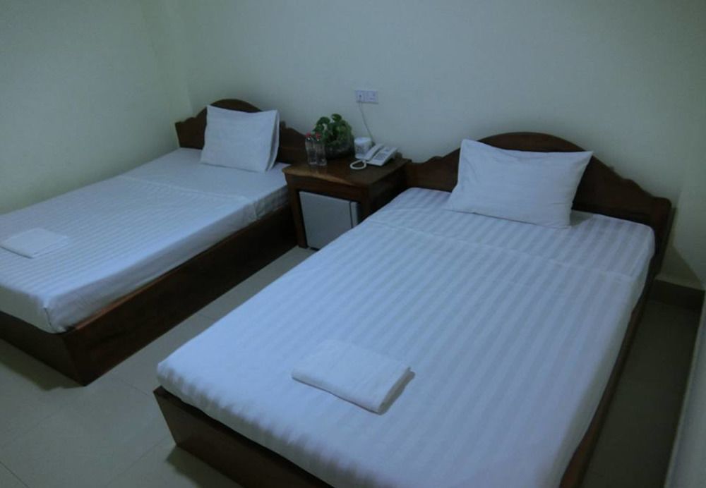 First Hotel Battambang Exterior photo